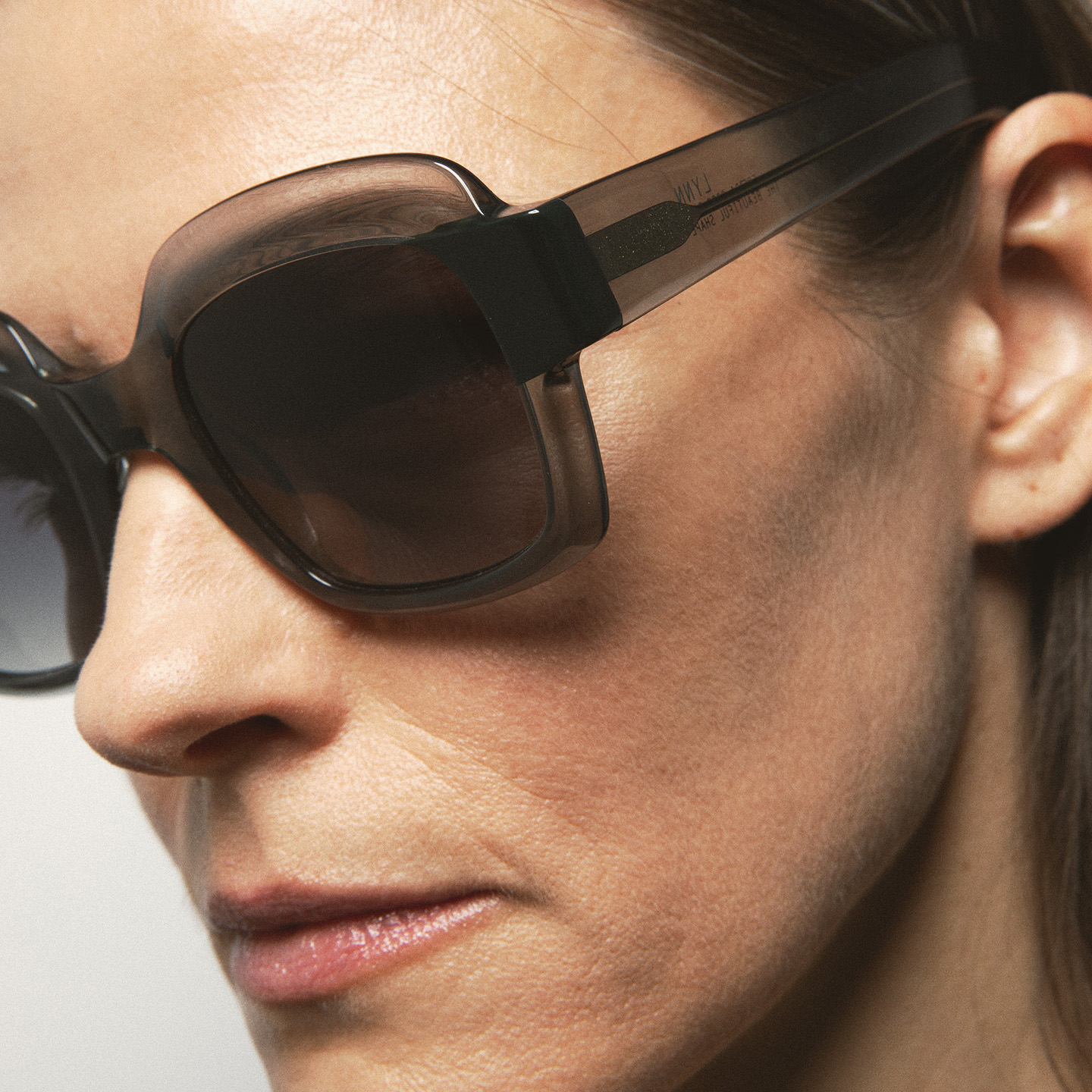 Kaleos Lynn Füme Şeffaf Kadın Güneş Gözlüğü - Görsel 4