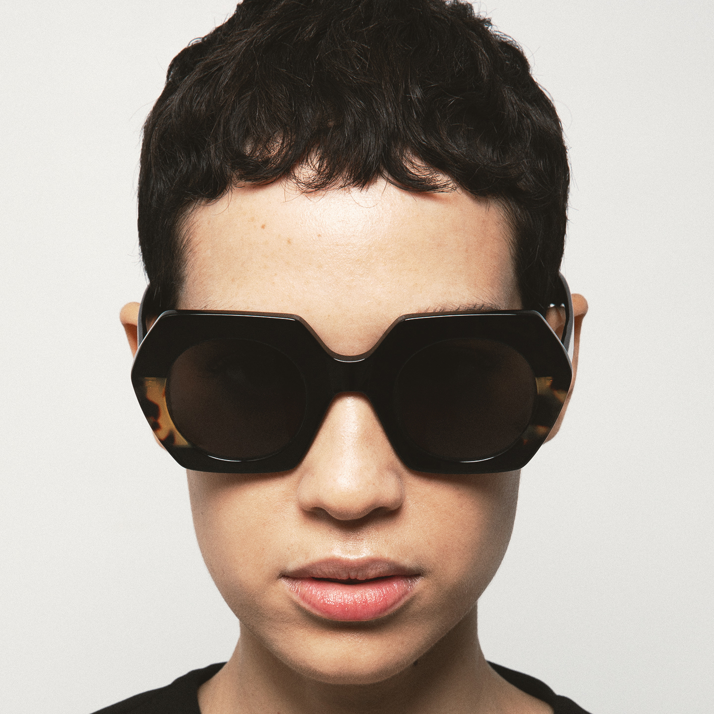 Kaleos Piaf Siyah Kadın Güneş Gözlüğü - Görsel 5