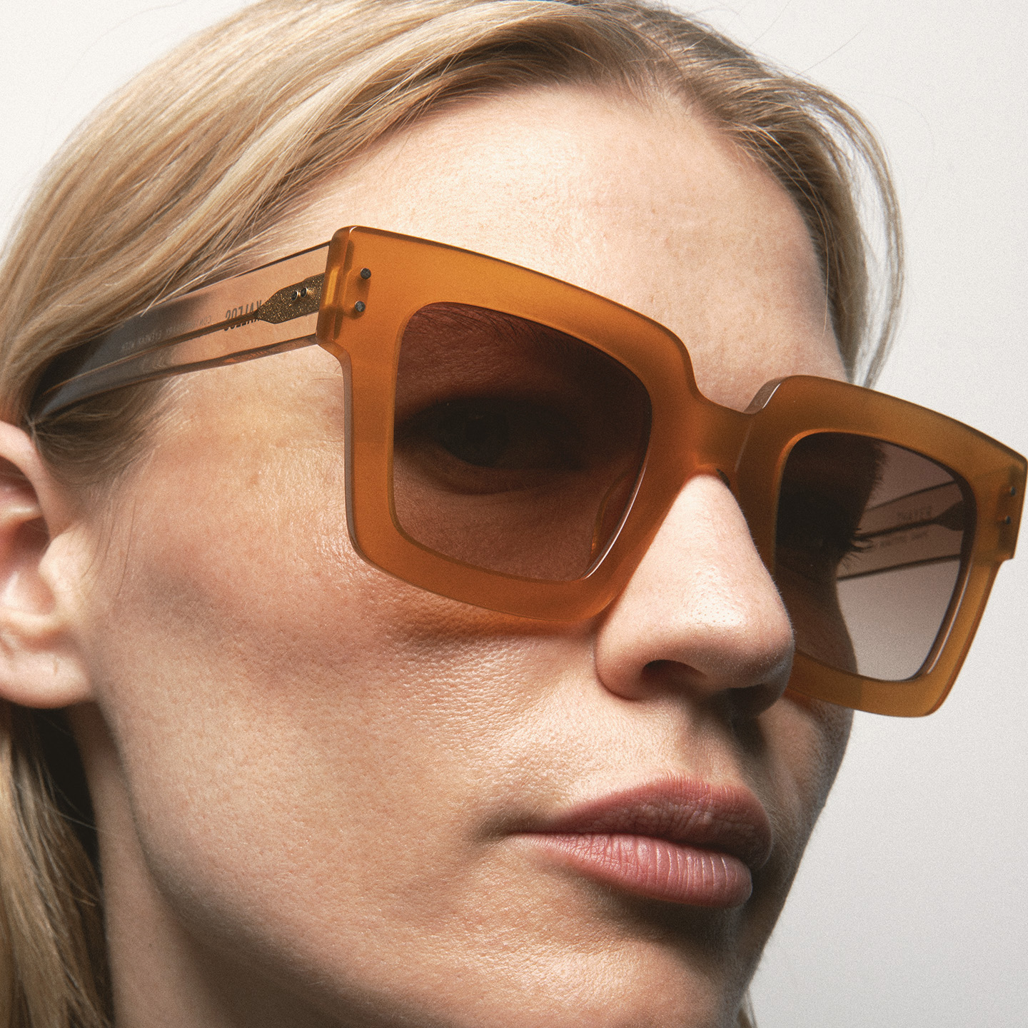 Kaleos Thayer Turuncu Kadın Güneş Gözlüğü - Görsel 4